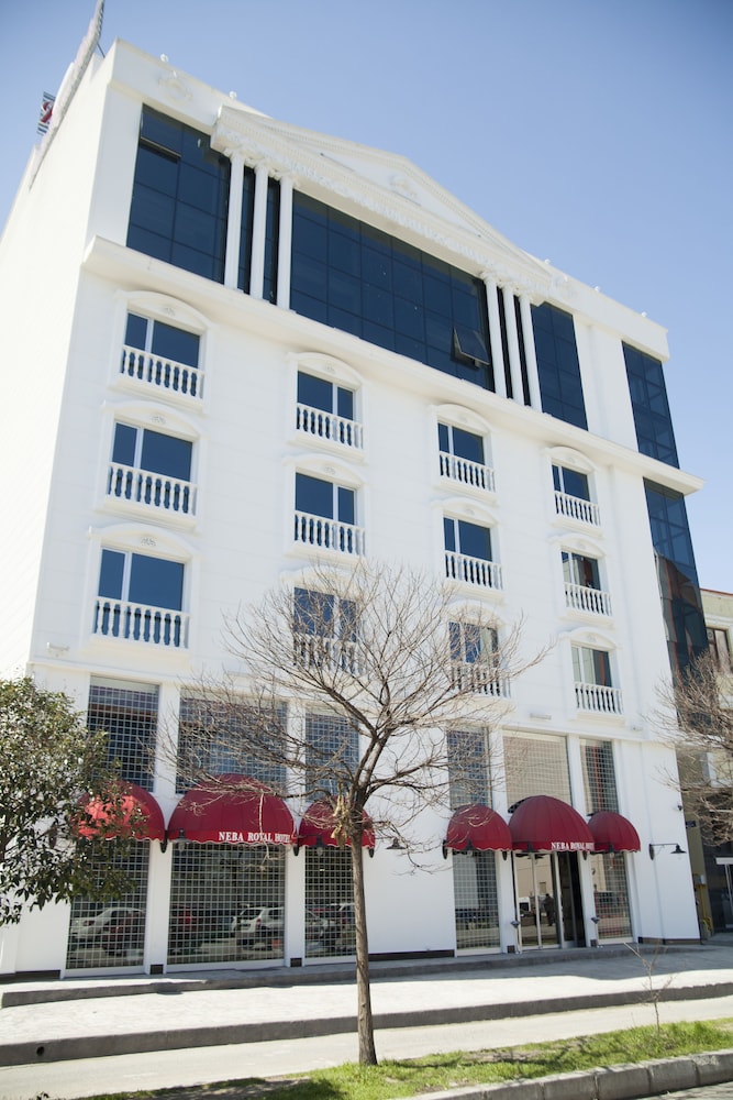Neba Royal Hotel 2/50