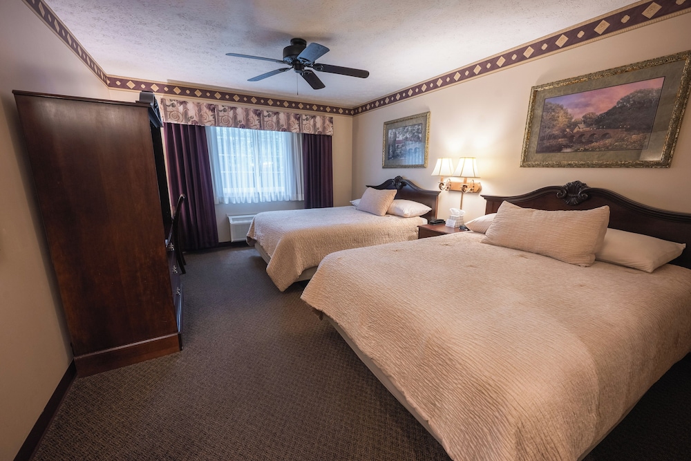 Hearthstone Inn & Suites 21/65