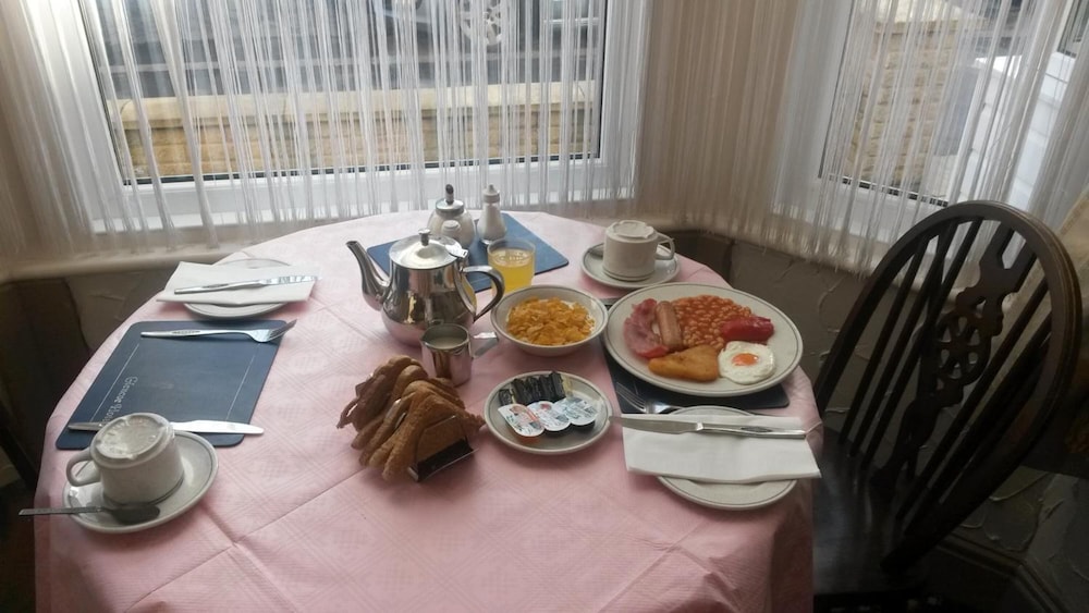 Glencoe Hotel 28/46