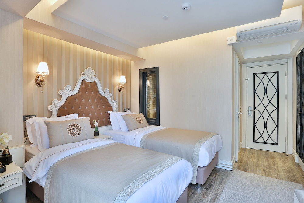 ANTHEMIS HOTEL 18/71