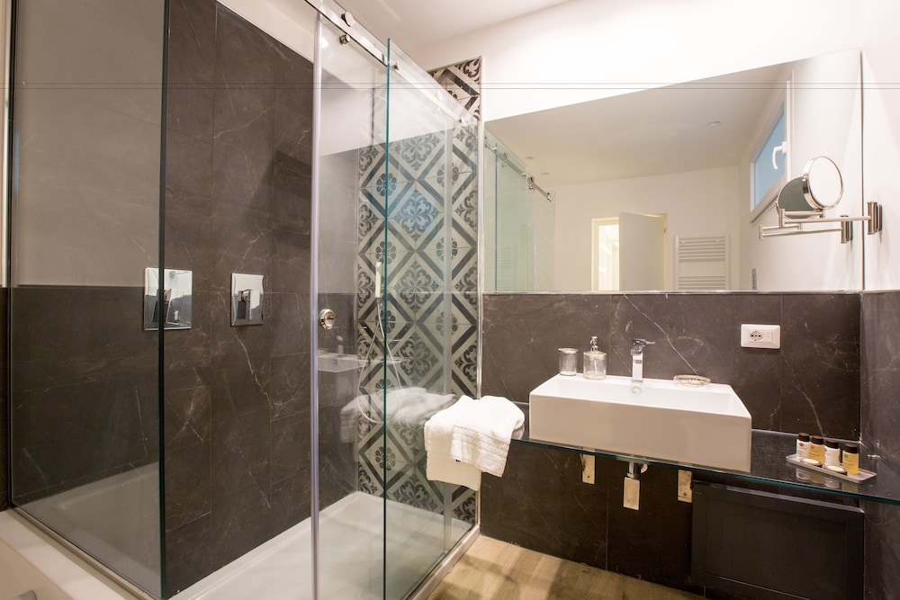 Palermo In Suite Aparthotel Shs 16/52