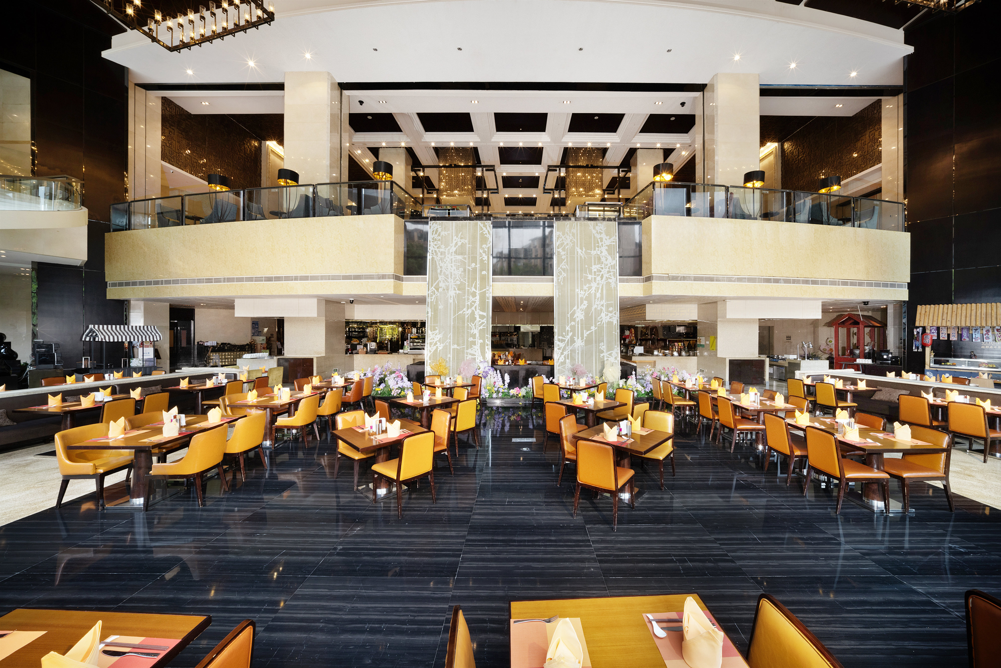 Crowne Plaza CHENGDU WEST 61/81