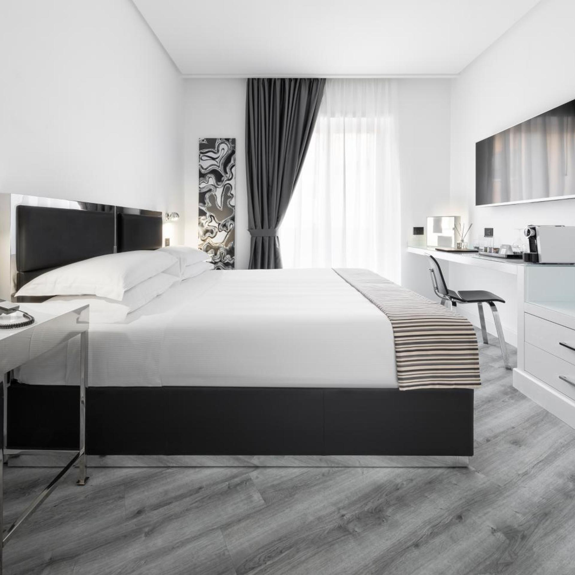 SUPERIOR, DOUBLE BED