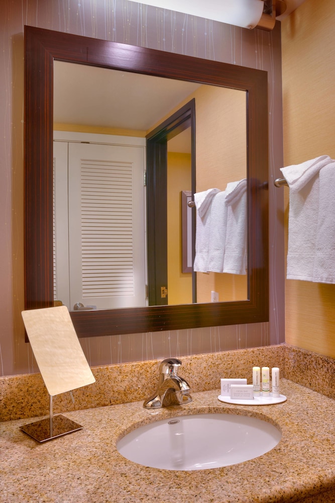Courtyard by Marriott Salt Lake City Sandy 18/38