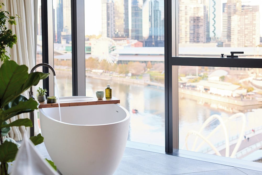 River, Penthouse Suite, King Bed، 1 Hotel Melbourne 2/2