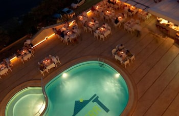 Hera Hotel 45/70
