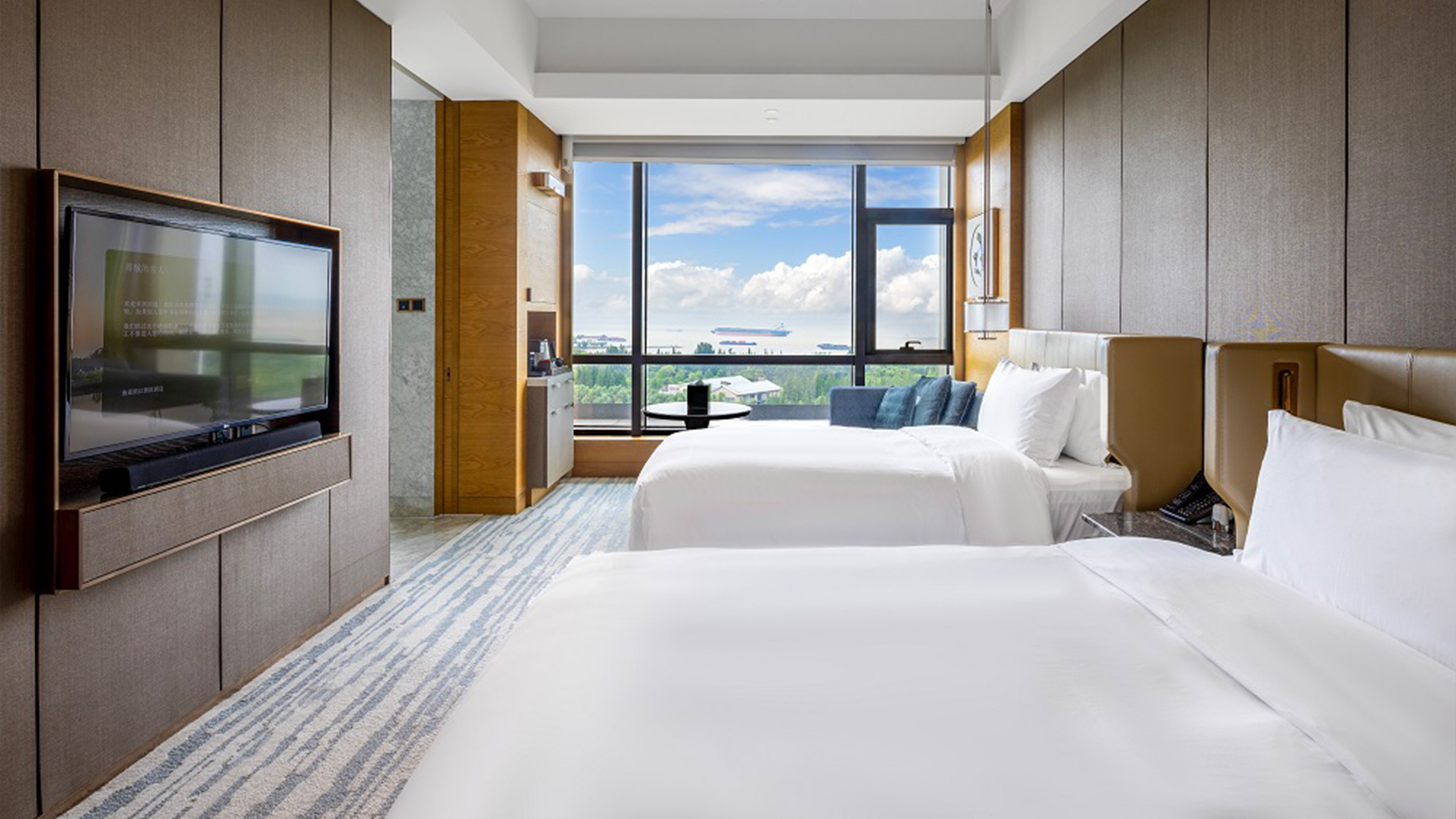 Intercontinental Nantong 13/50