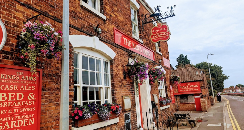 The Kings Arms 1/22