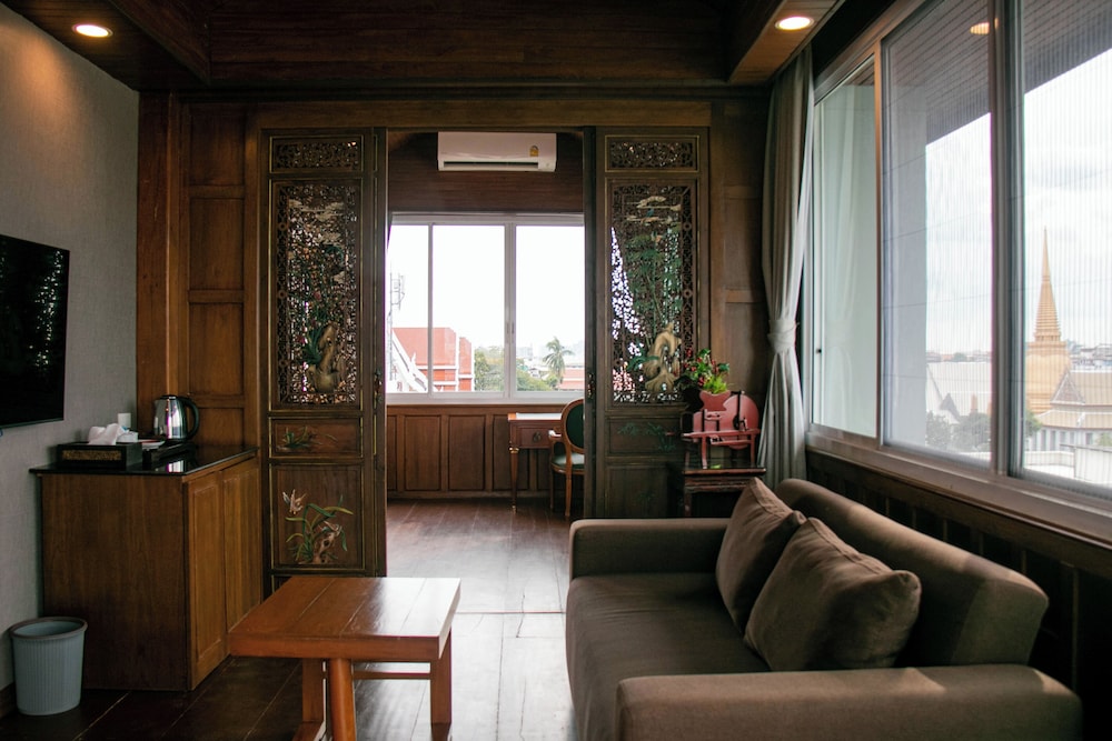 Lamphu Tree House Boutique Hotel 50/70