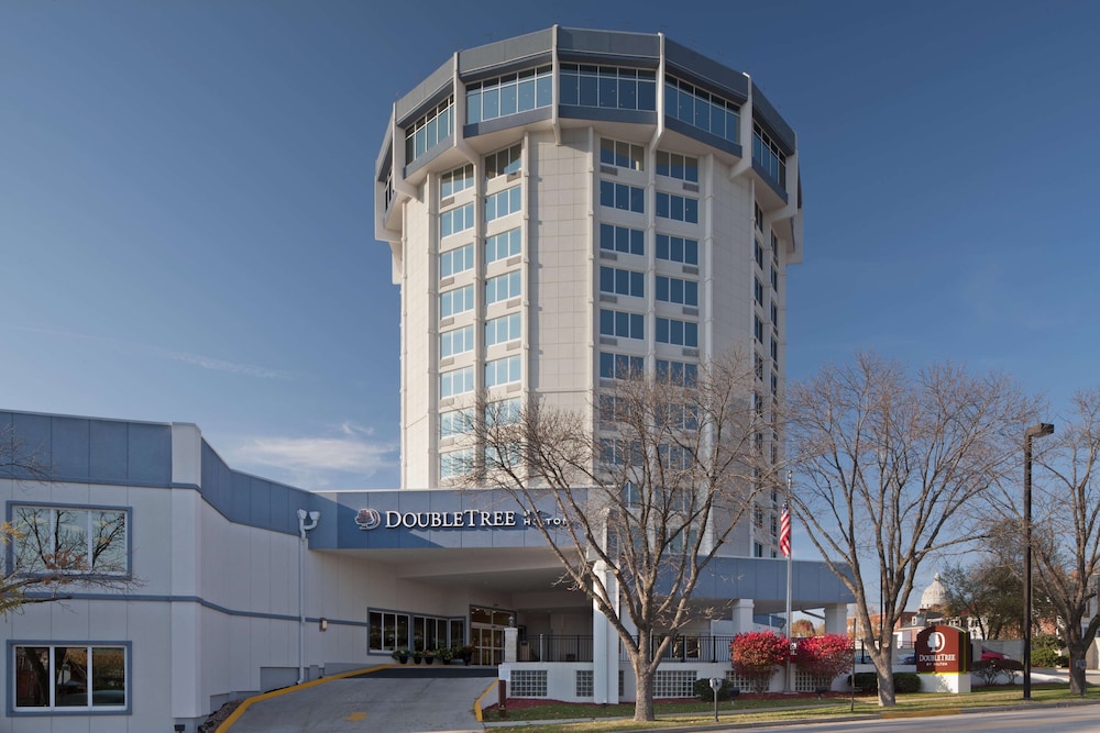Doubletree By Hilton Jefferson 8/48