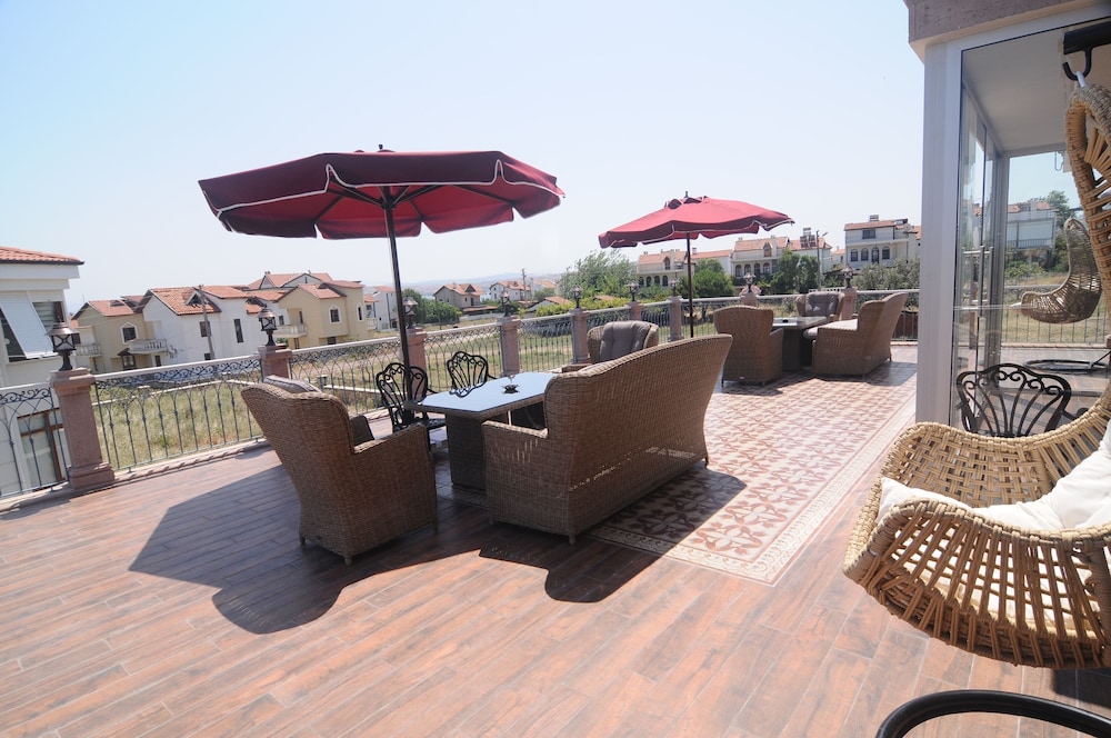 Cunda Rota Hotel 40/50