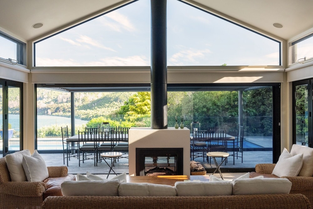 The Point Villas 27/39