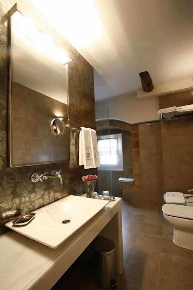 Hotel Palacio Munatones 45/50