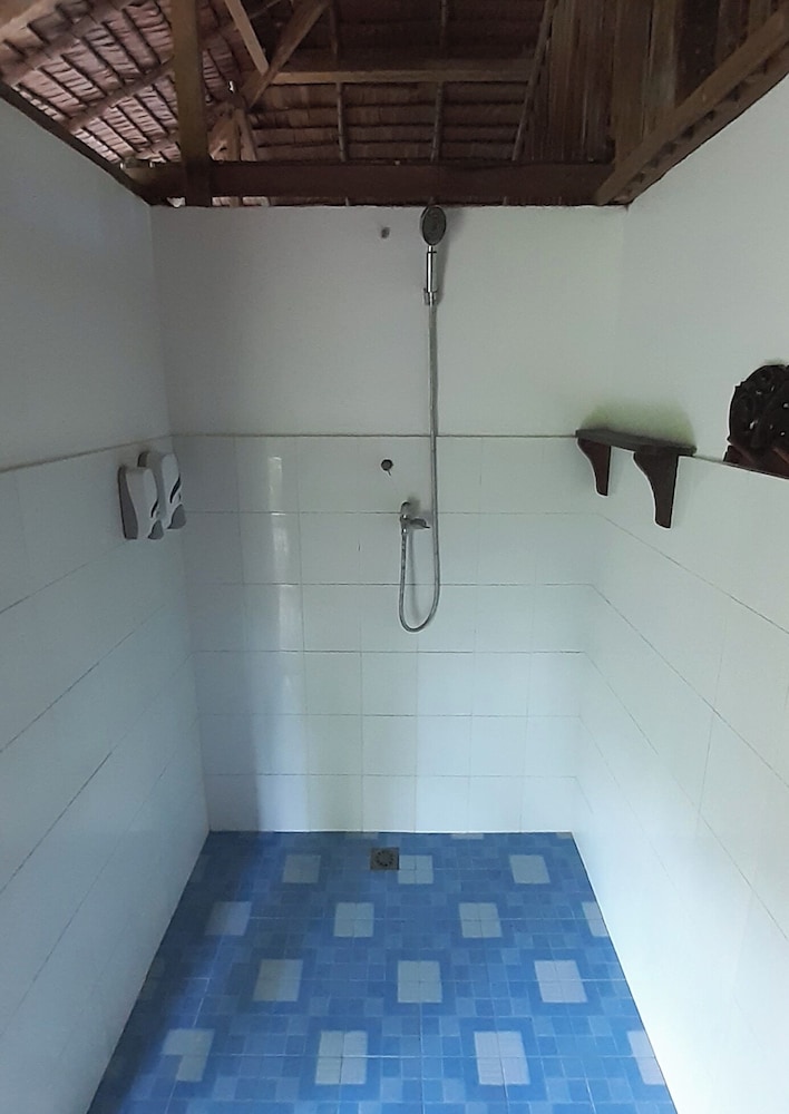 Mutiara Beach Resort 69/69