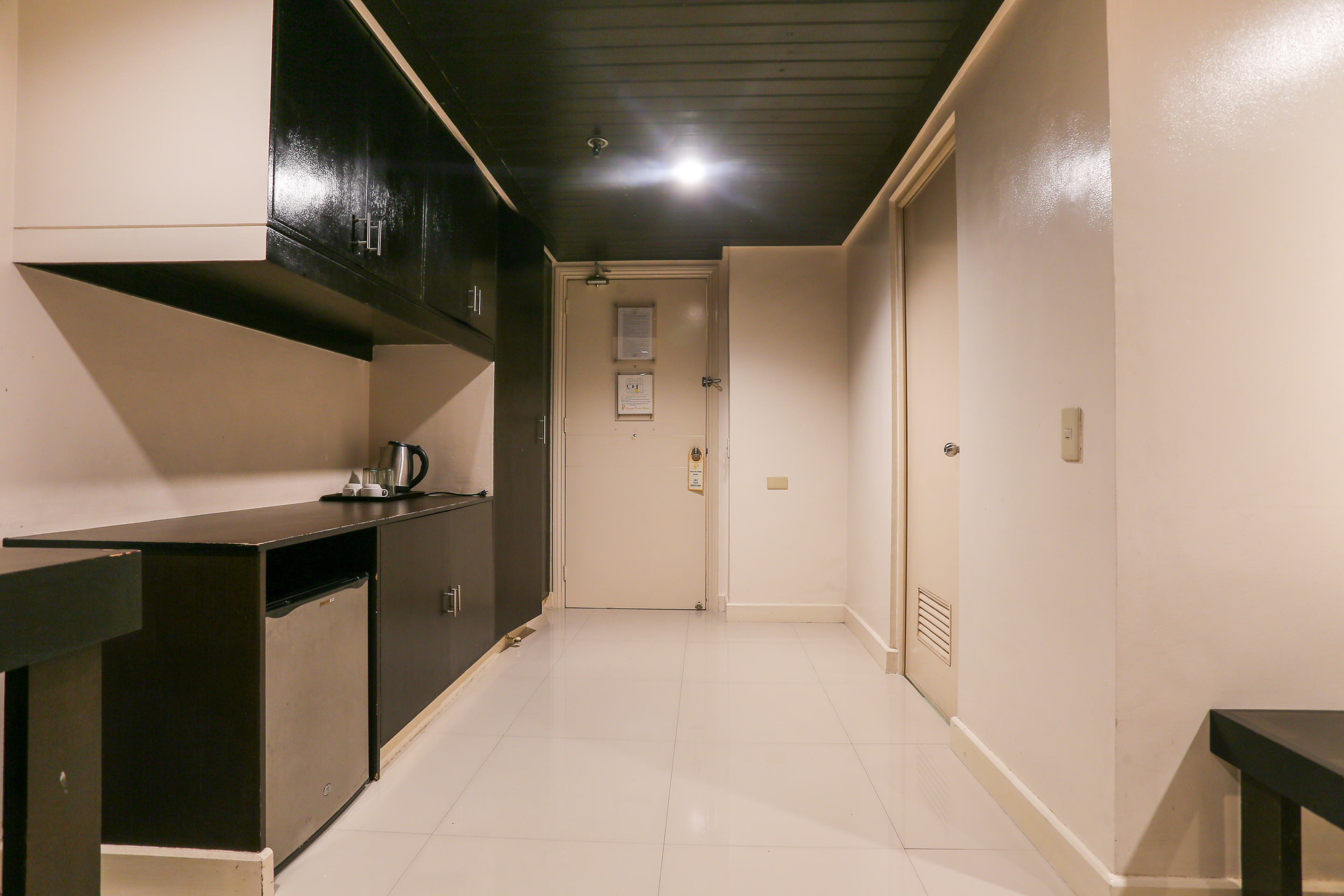 Paragon Tower Hotel 50/50
