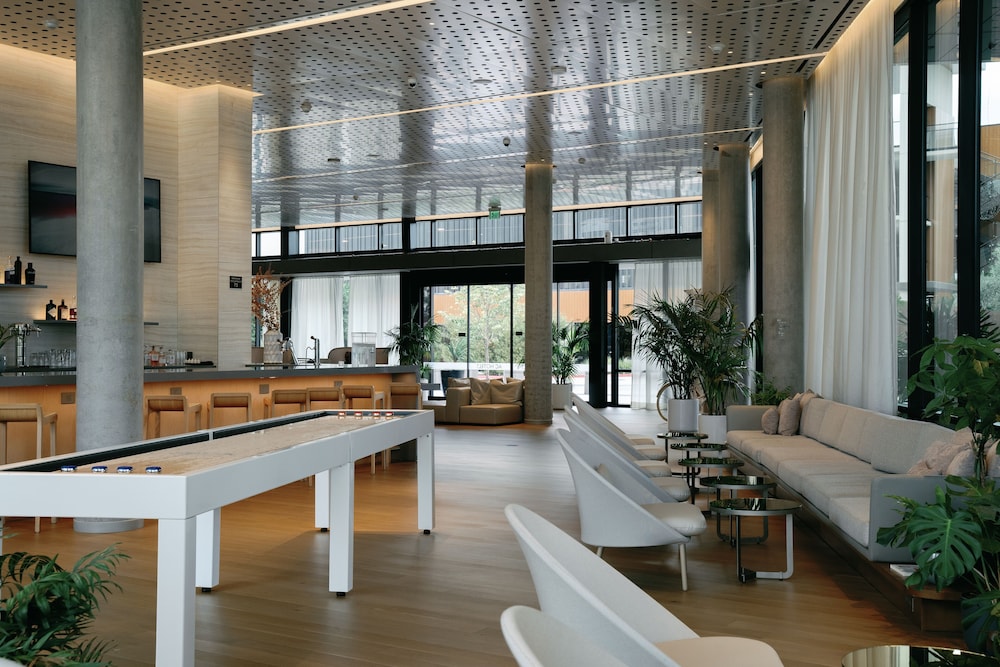 AC Hotel by Marriott Sunnyvale Moffett Park 27/48