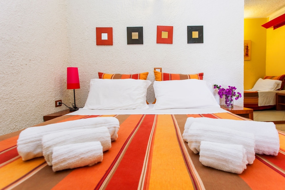 Sunset Bed And Breakfast Villa 17/56