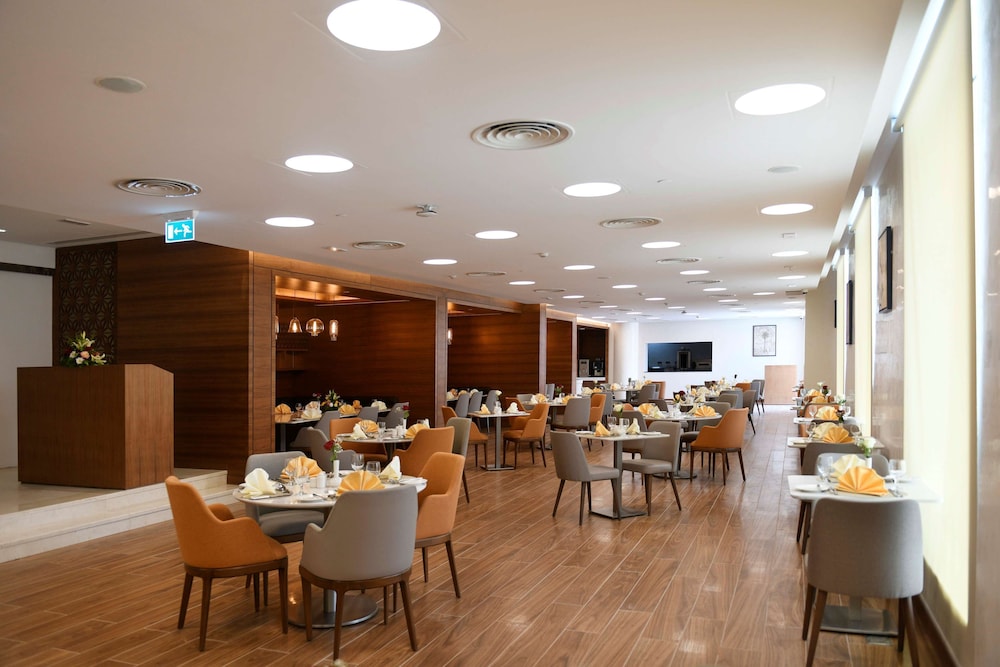 فندق جولدن توليب الرياض(Golden Tulip Riyadh) 37/50