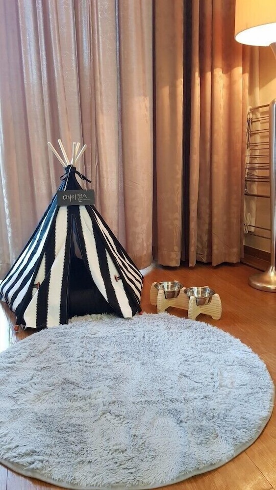 Mayhills Resort 26/50