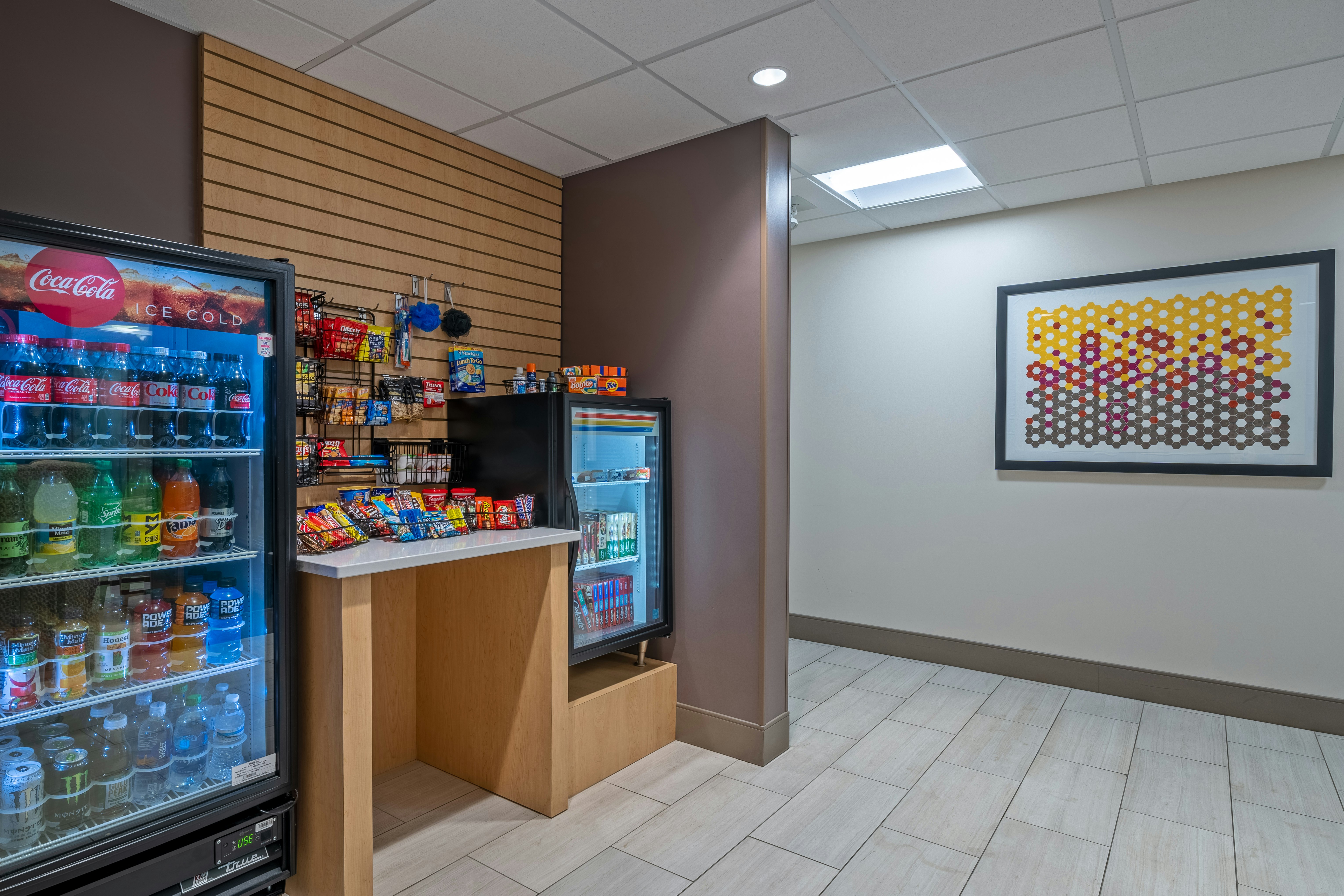 Holiday Inn Express Hotel & Suites Woodbridge 10/54