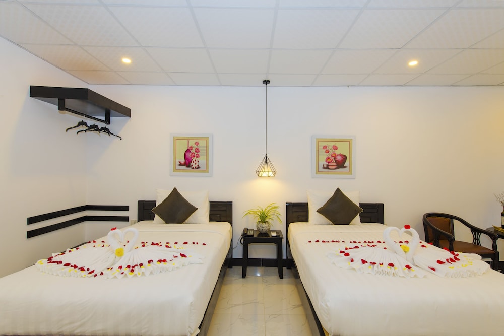Hoi An Sunny Pool Villa 25/52