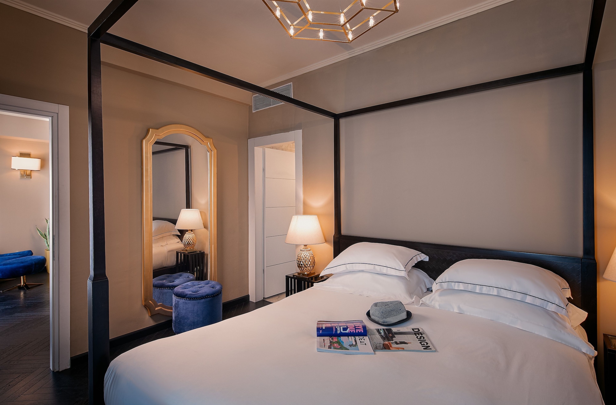 1 BEDROOM, DELUXE, SUITE, 1 KING AND 1 SINGLE BEDS, SOFA, BALCONY