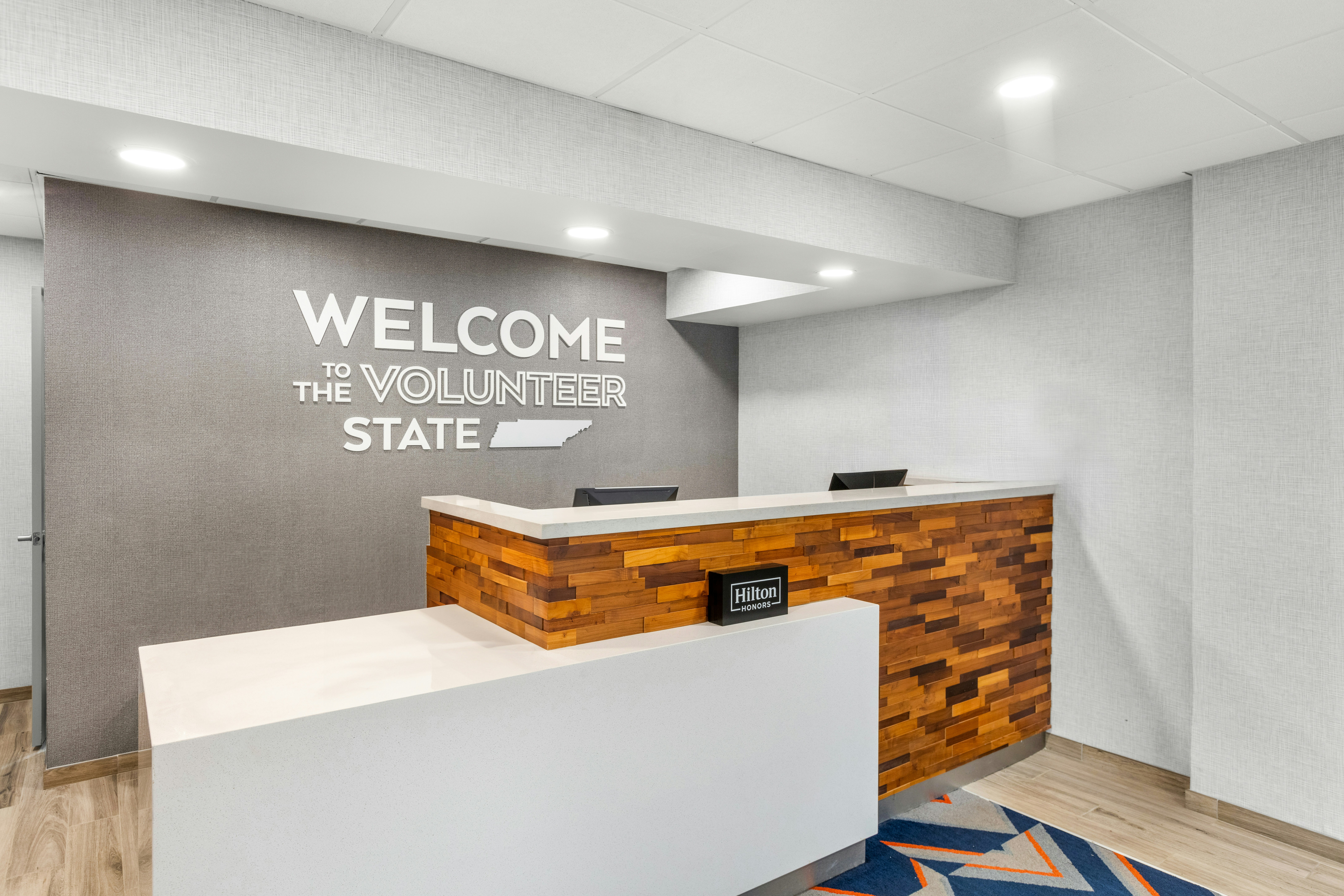Hampton Inn Knoxville Airport 9/75