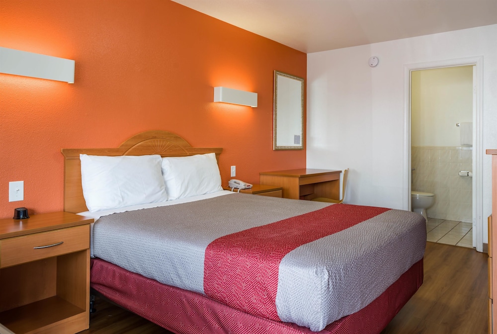Motel6 Concord, CA 13/38