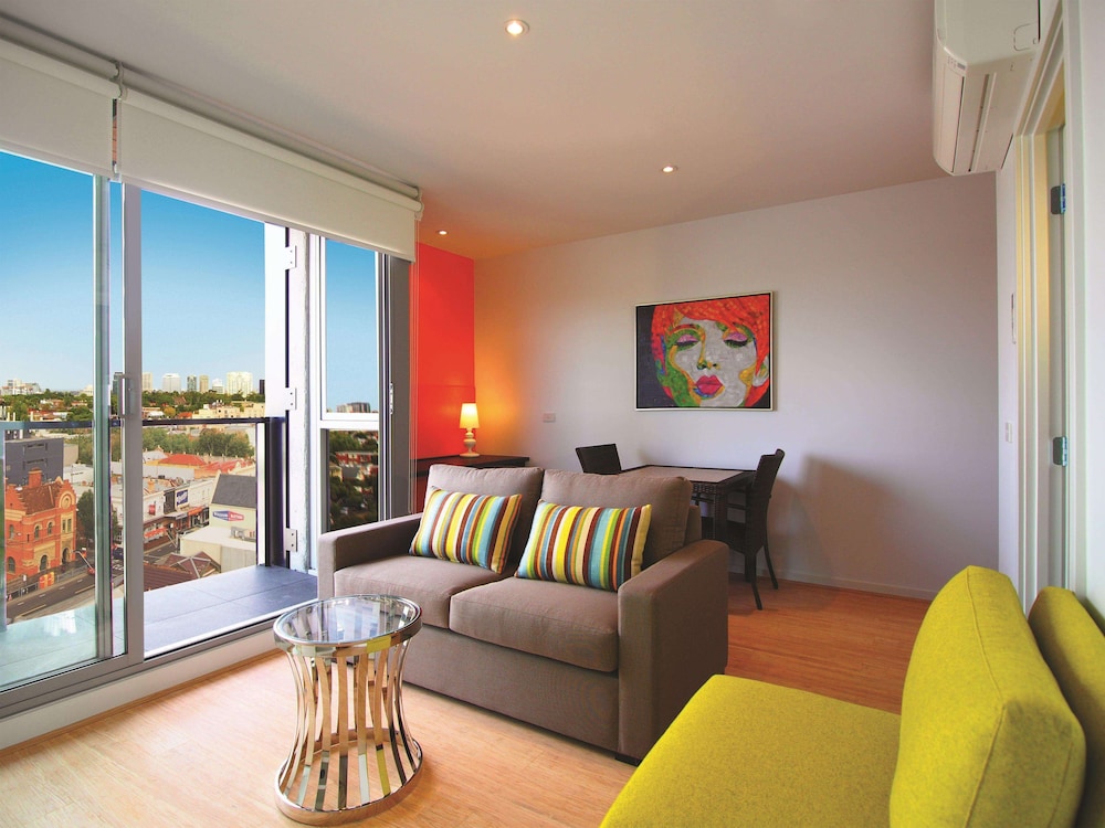 Oaks Melbourne South Yarra Suites 18/44