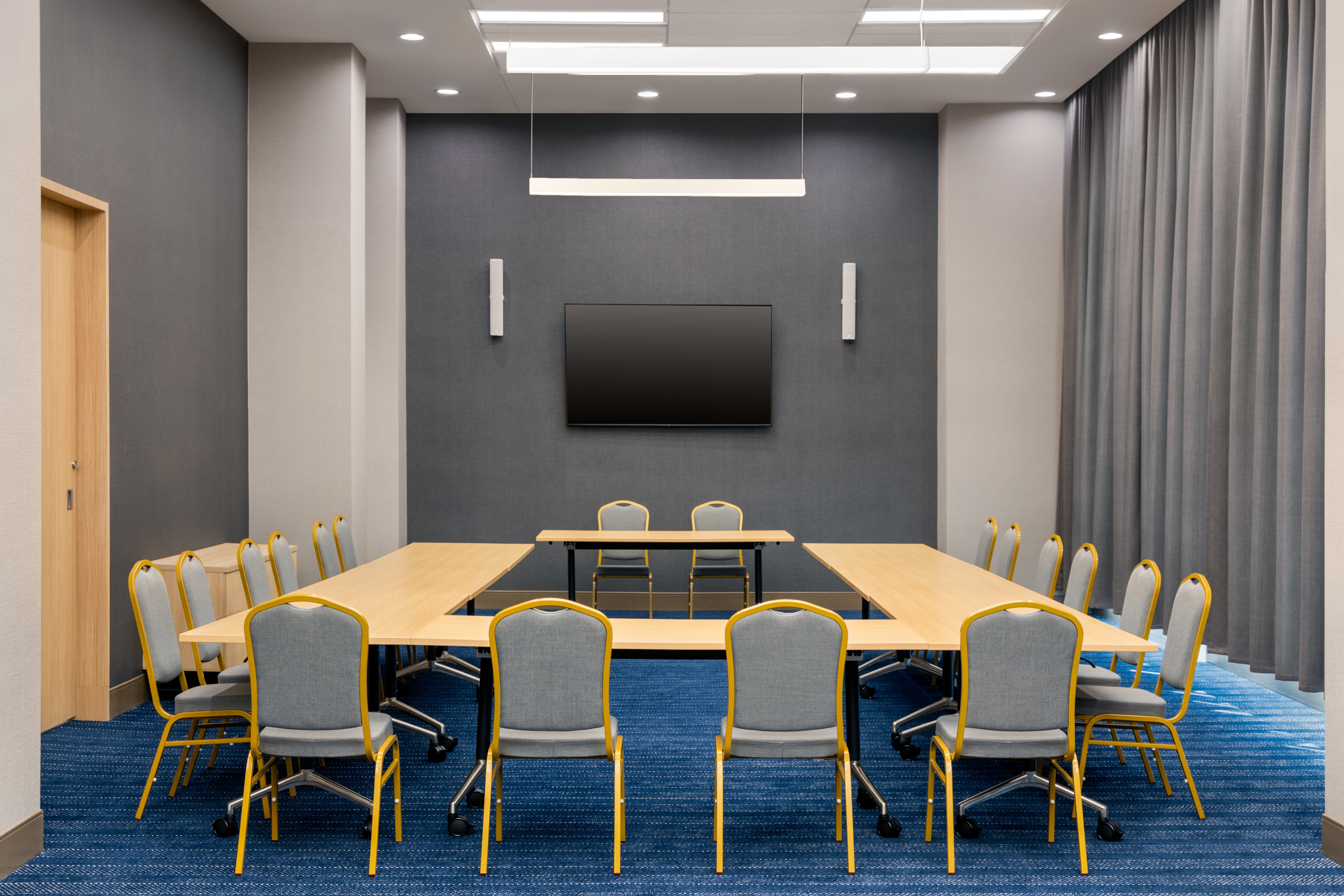 Holiday Inn Express MONTREAL AIRPORT - ST-LAURENT 46/62