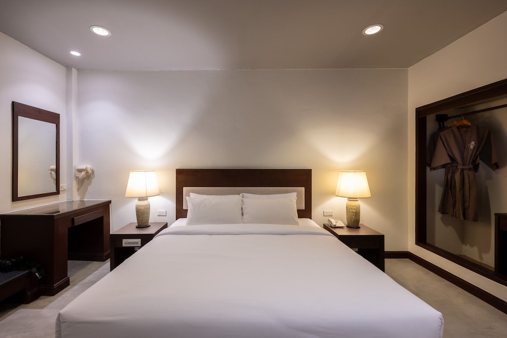 RB Resort Pattaya 17/65