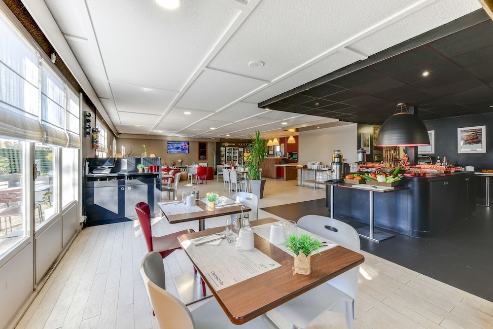 restaurant-cafeteria