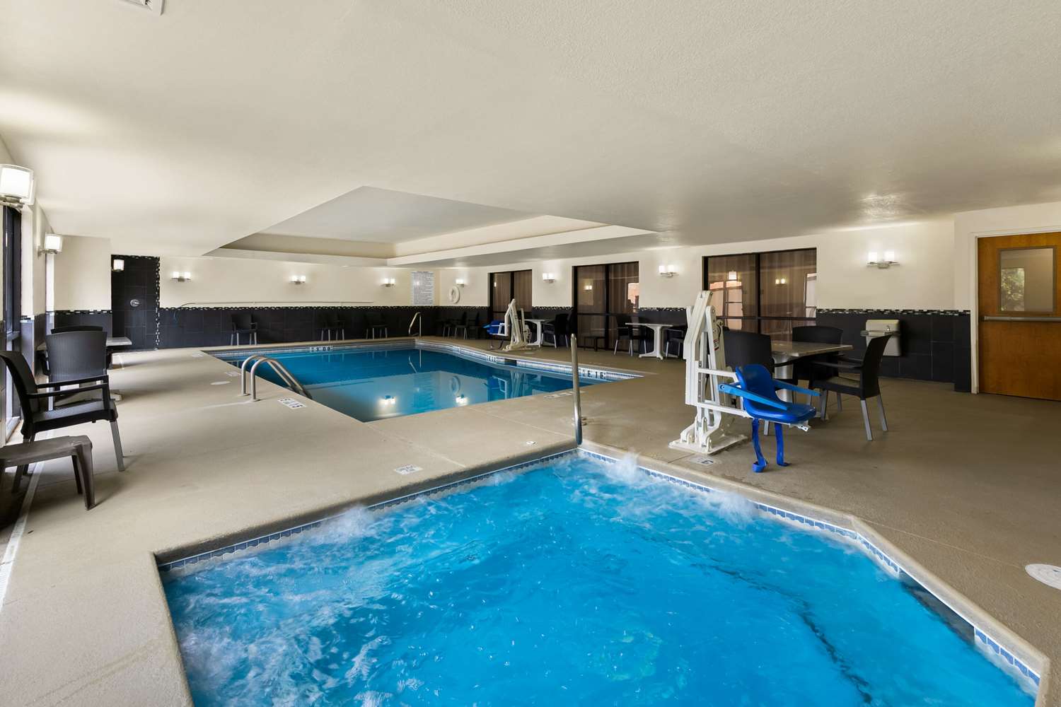 Comfort Suites Commerce 7/20