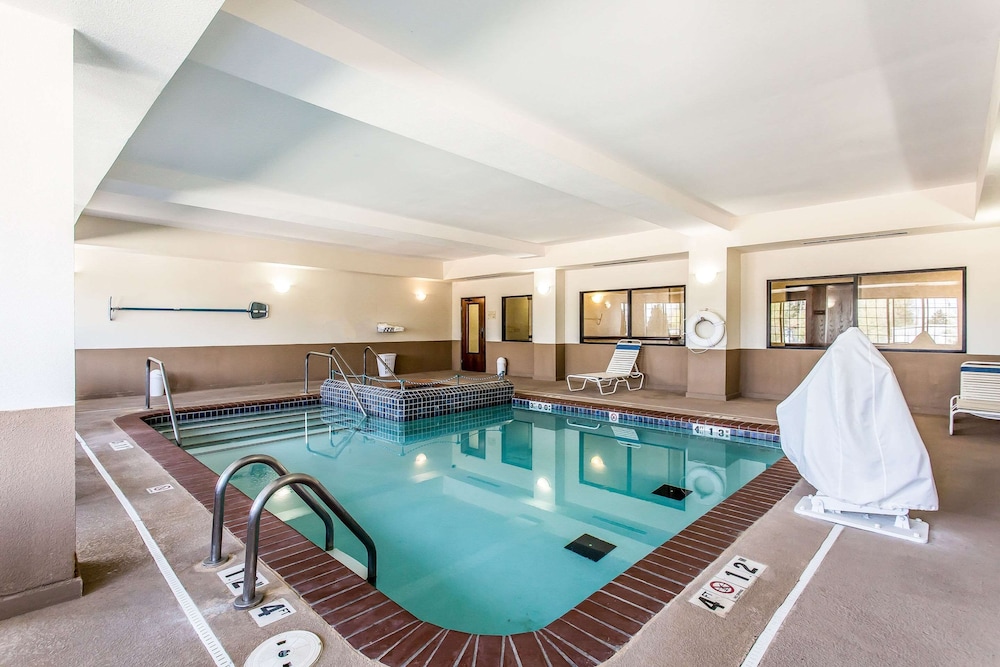 Quality Inn & Suites Guymon East 12/22