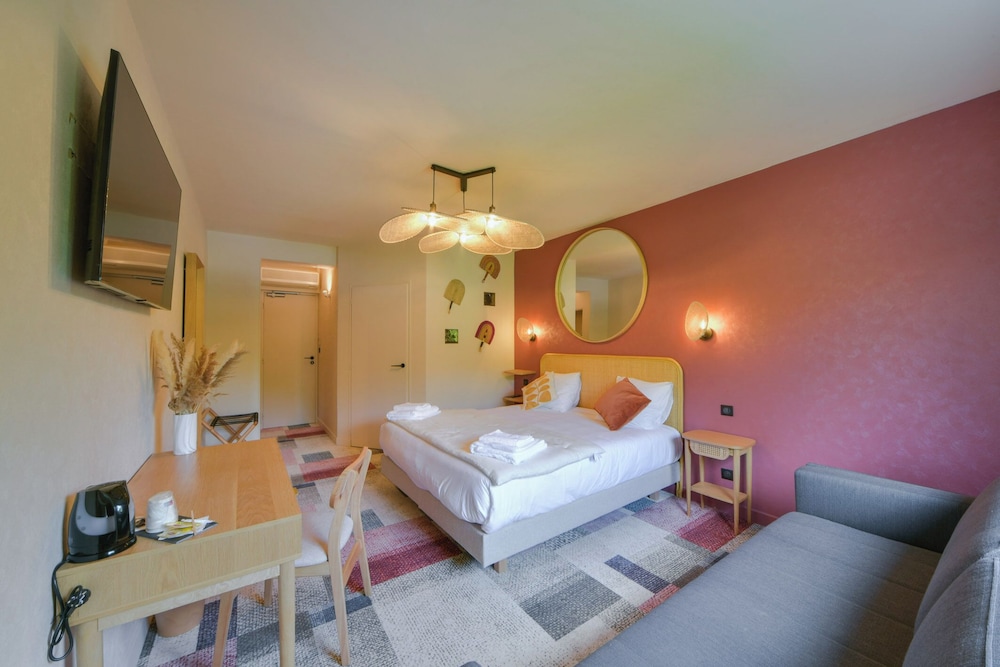 Brit Hotel Bourges L Olympia 25/54