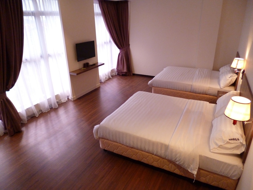 9 Square Hotel - Bangi 12/45