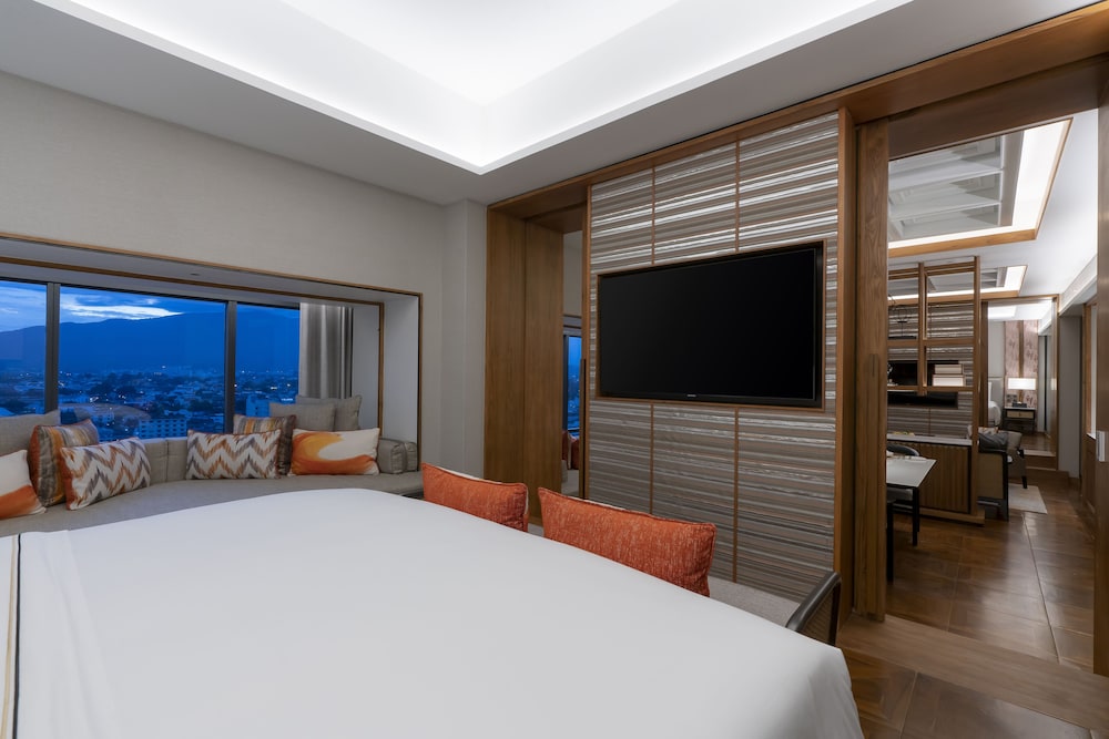 Melia Chiang Mai 24/75