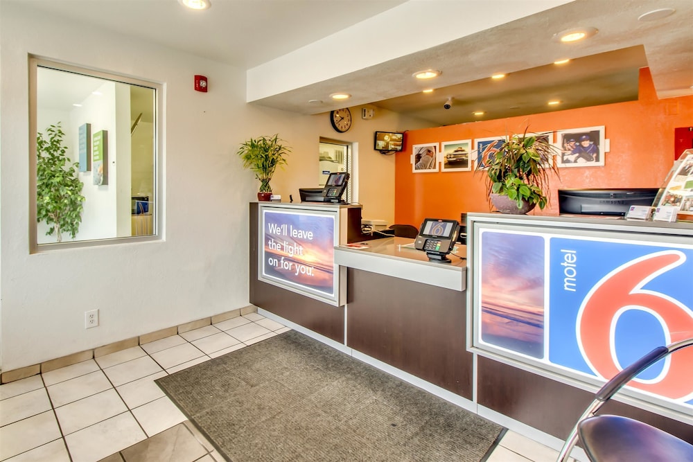 Motel6 Venice, FL 12/63