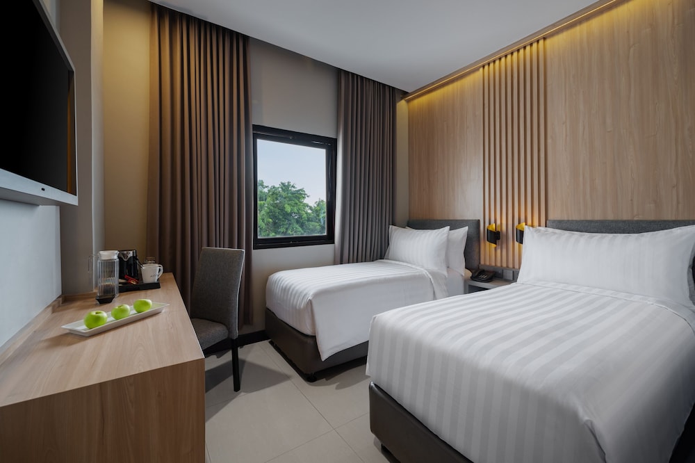 Aston Inn Rembang 18/55