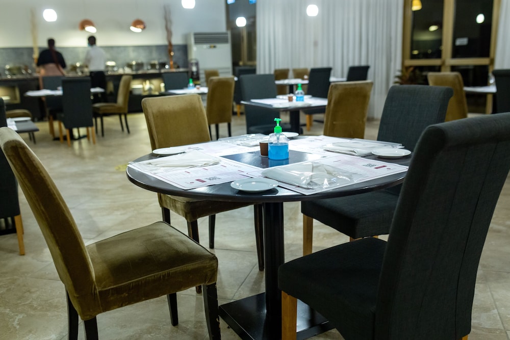 Accra City Hotel 35/44