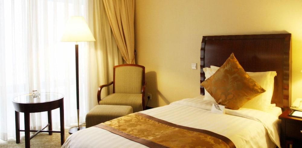 Hotel Equatorial Shanghai 13/34