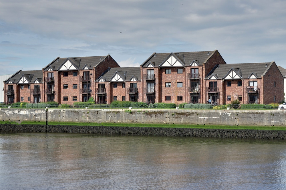Harbour House - Donnini Apartments 26/33