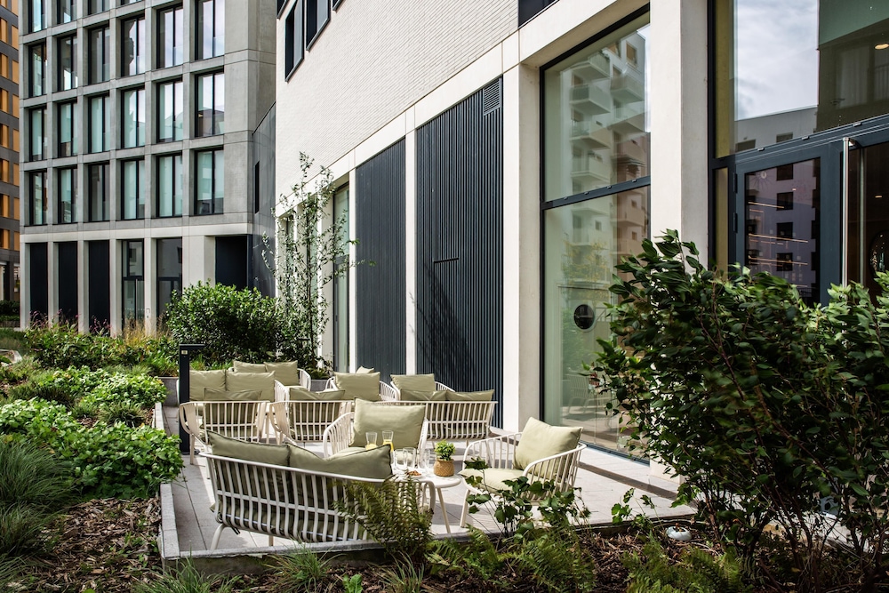Kyriad Prestige Asnieres-Sur-Seine 7/45