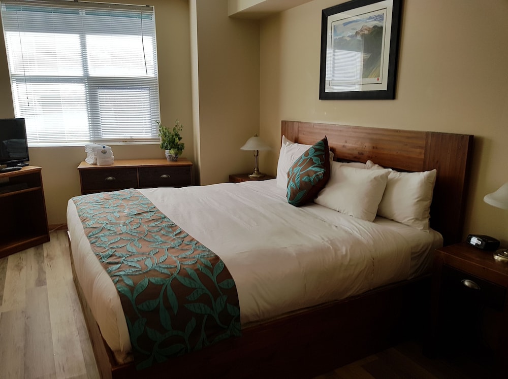 Sunset Resorts Canmore 9/50