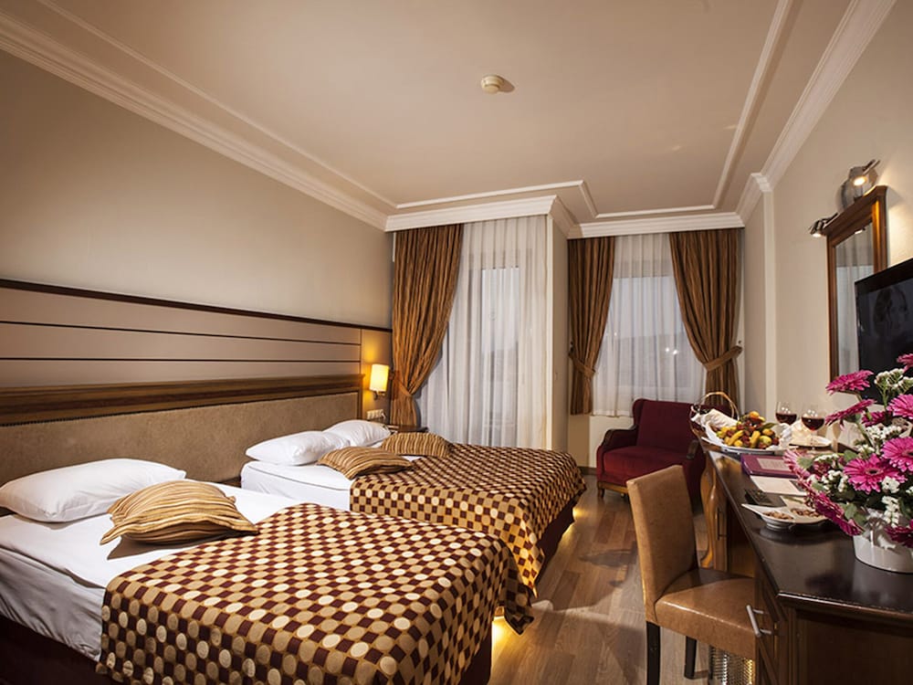 Rox Royal Hotel 13/67