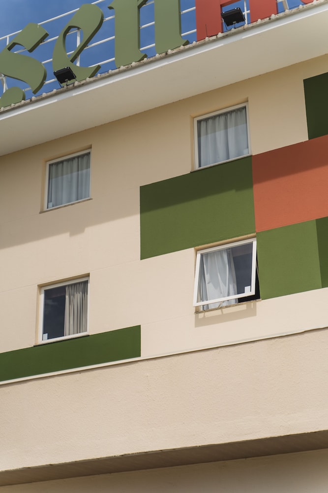 Hotel 10 Aparecida de Goiania 3/54