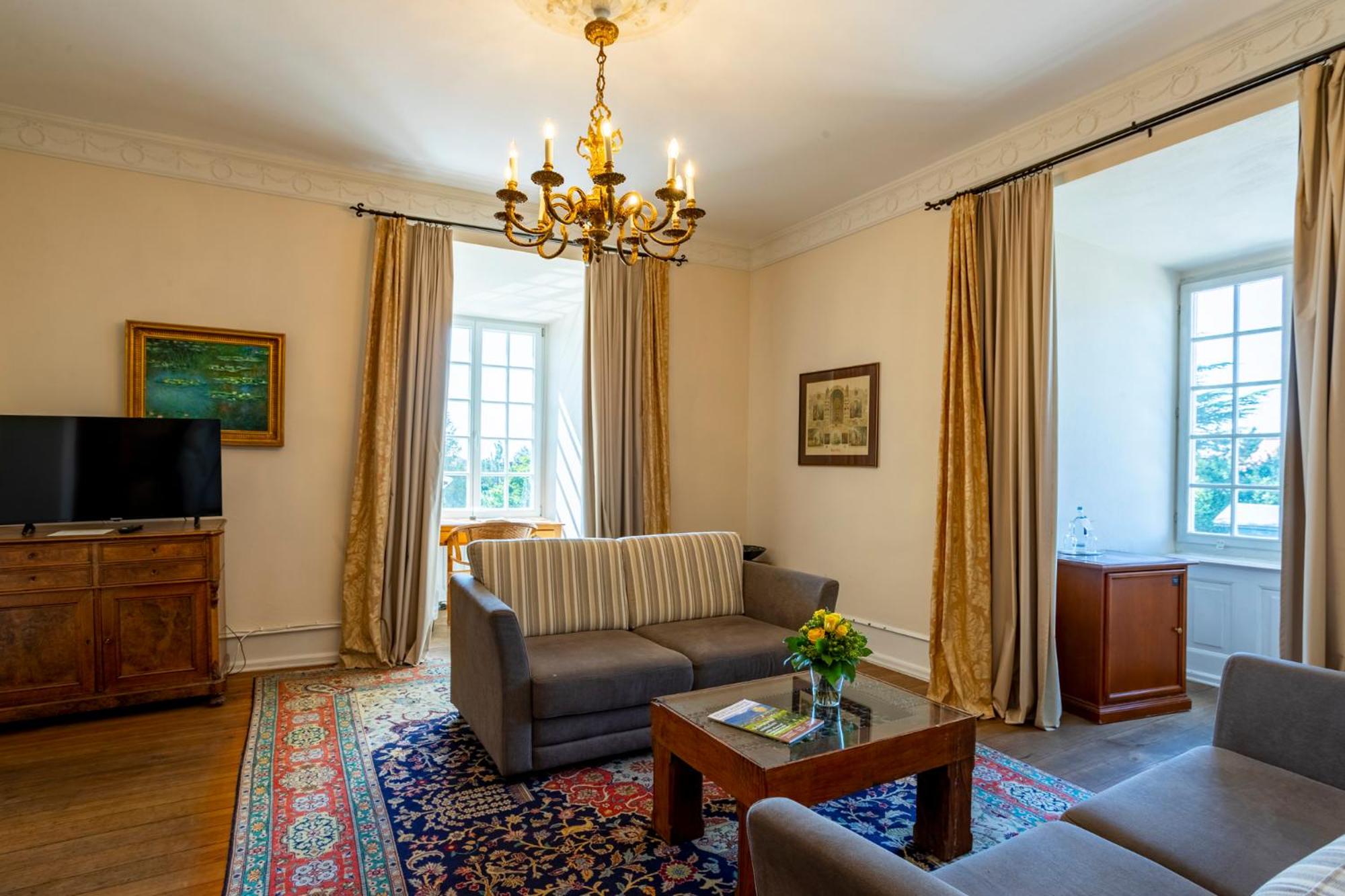 Hotel Schloss Edesheim 26/50