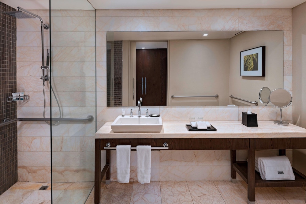 The Westin Santa Fe Mexico City 20/62