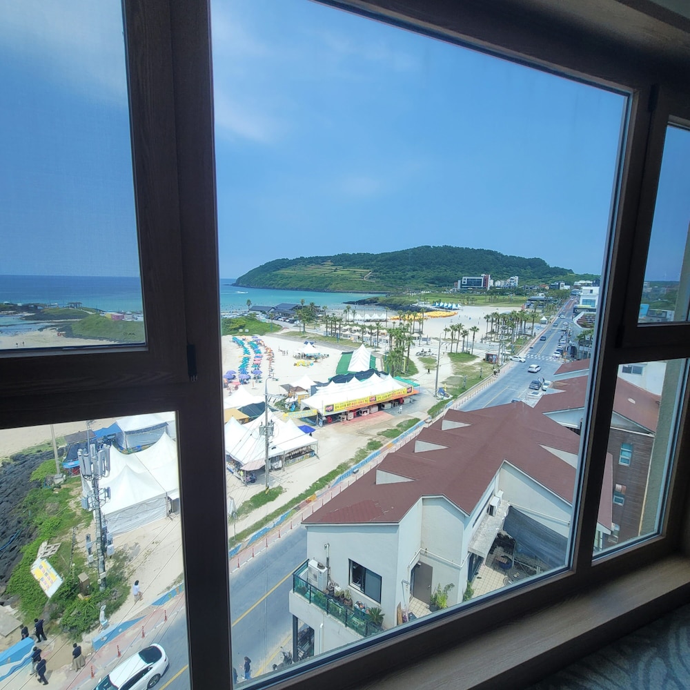 Ebenezer Hotel 19/46