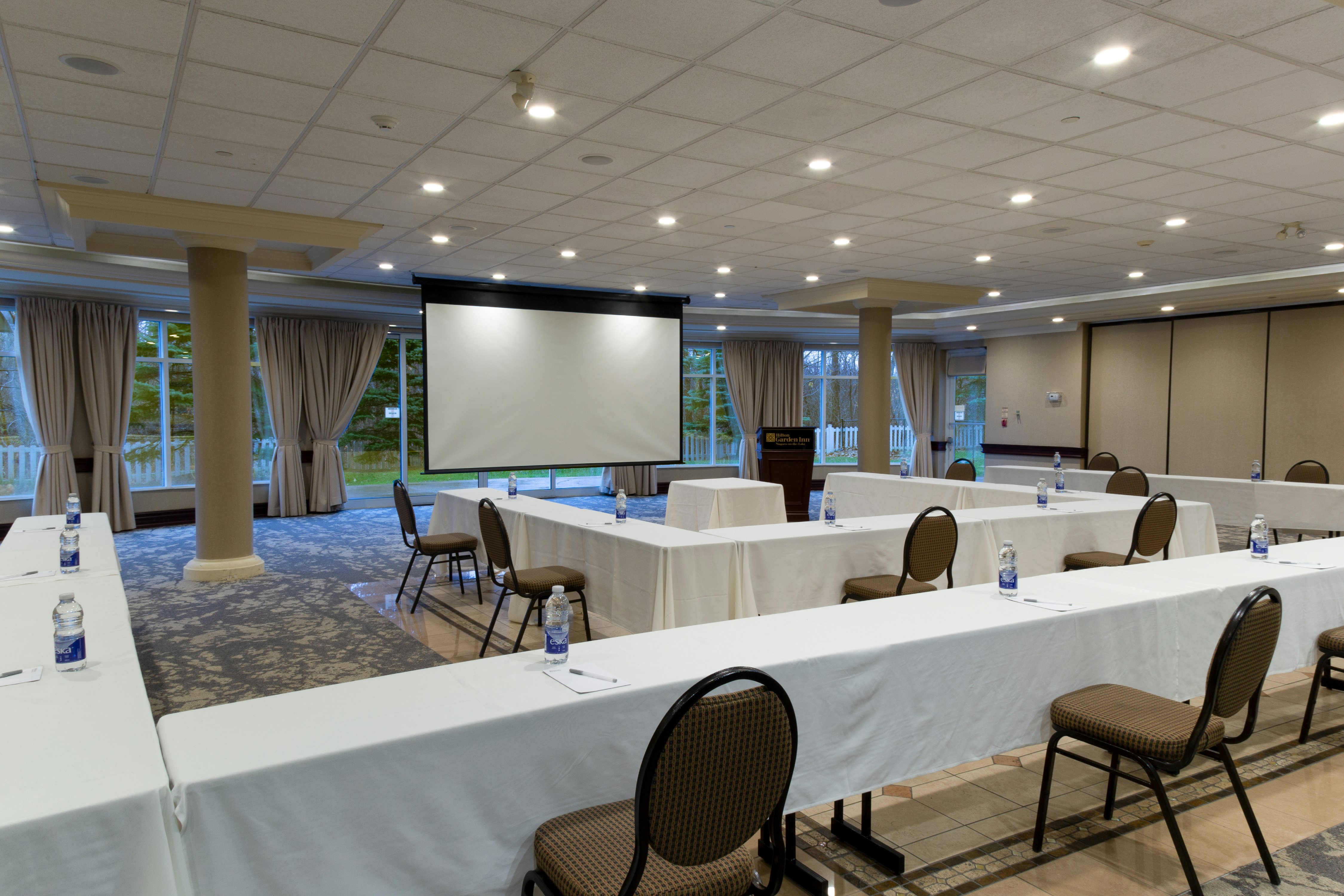 Hilton Garden Inn Niagara On The Lake 57/62
